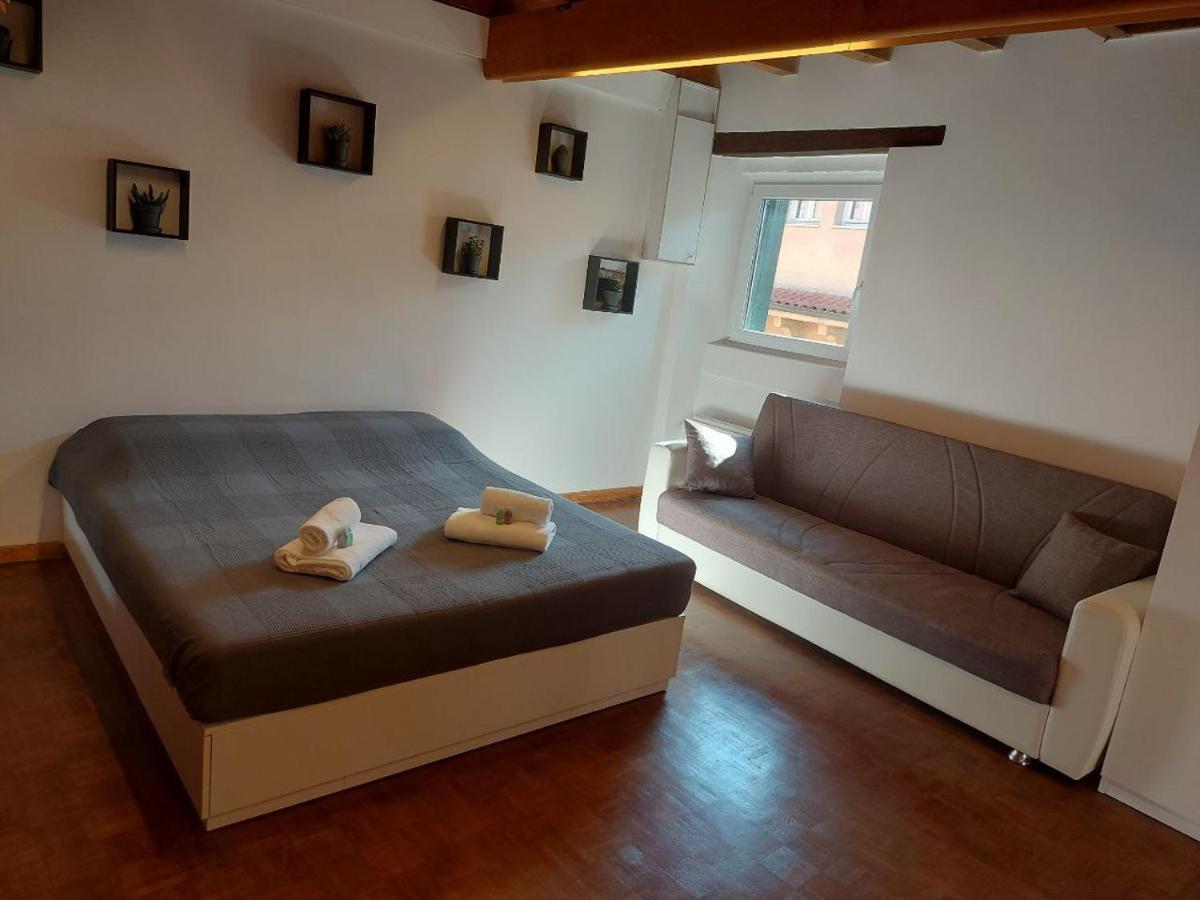 Appartamento Verona Centro Domm Exterior photo